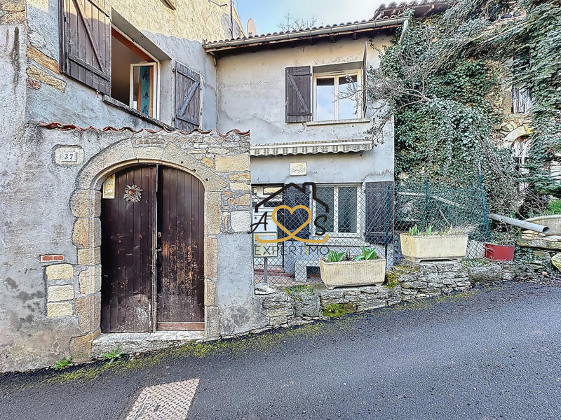 Maison - 94 m² - 6 pièces