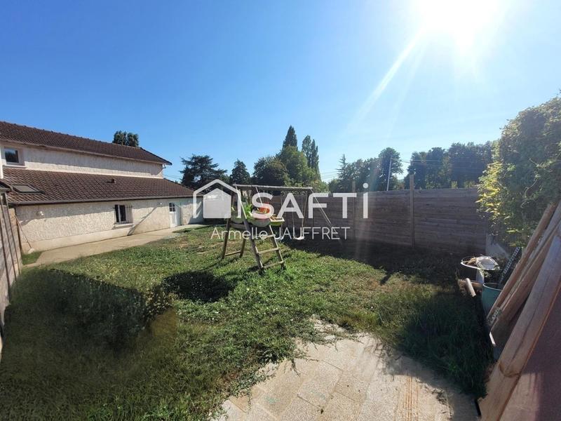 Maison - 105 m² - 5 pièces