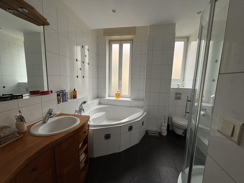 Appartement - 163 m² - 6 pièces