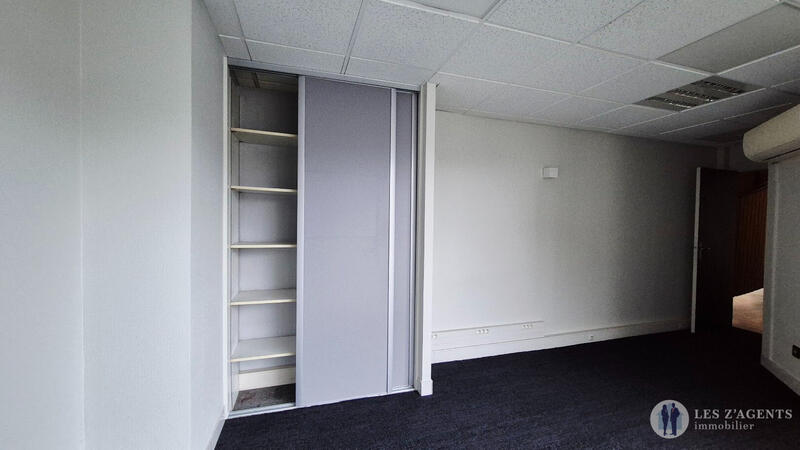 Bureau - 15 m² - 1 pièce