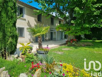 Maison - 223 m² - 12 pièces