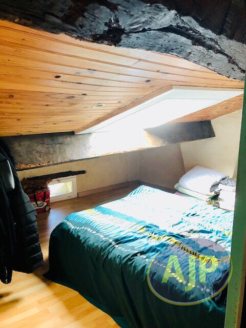 Immeuble - 8 pièces