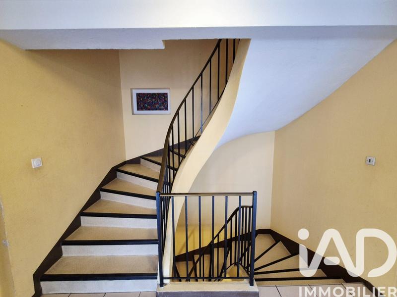 Appartement - 96 m² - 4 pièces