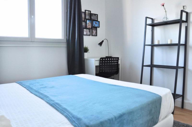 Chambre - 13 m² - 4 pièces