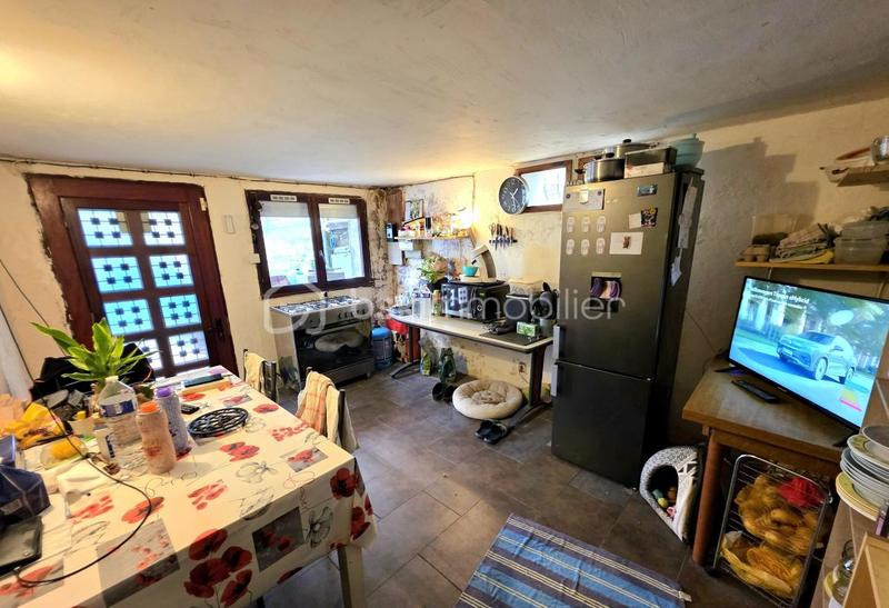 Maison - 94 m² - 4 pièces