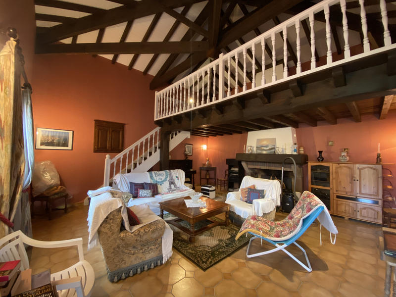 Maison - 150 m² - 5 pièces