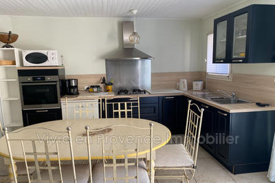 Maison - 460 m² - 12 pièces