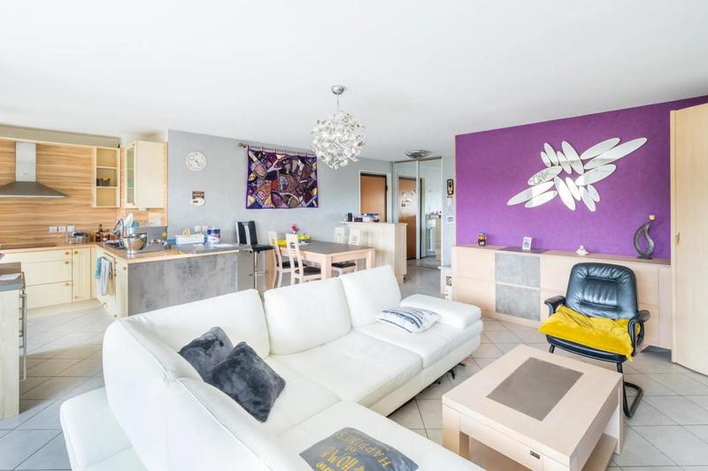 Appartement - 90 m² - 4 pièces