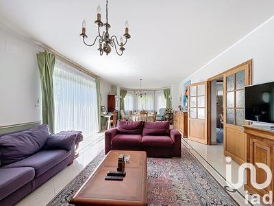 Maison - 226 m² - 6 pièces