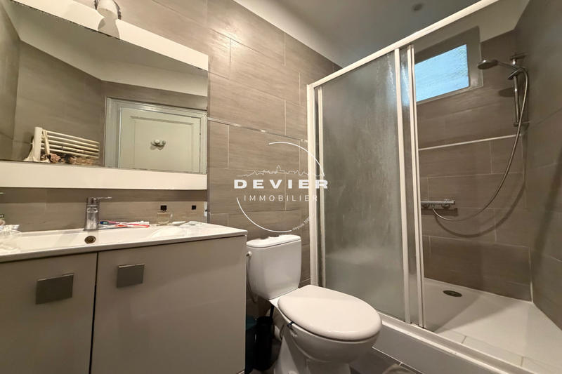 Appartement - 80 m² - 3 pièces