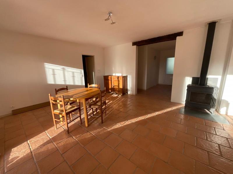 Maison - 270 m² - 6 pièces