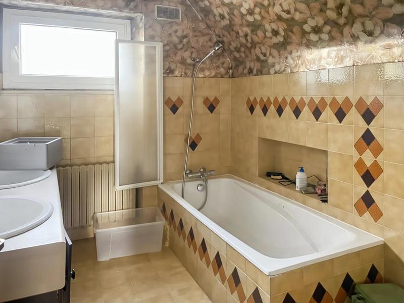 Maison - 174 m² - 7 pièces