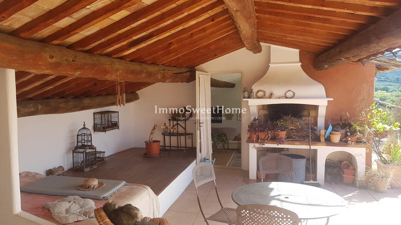 Mas - 338 m² - 14 pièces