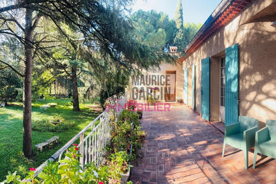 Maison - 153 m² - 6 pièces