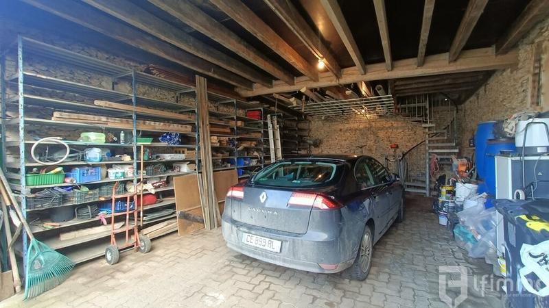 Maison en pierre - 215 m² - 5 pièces