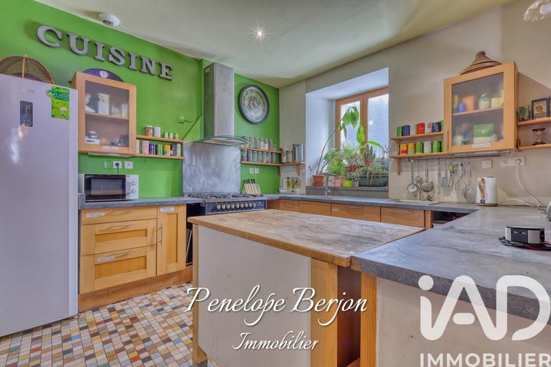 Maison - 575 m² - 15 pièces