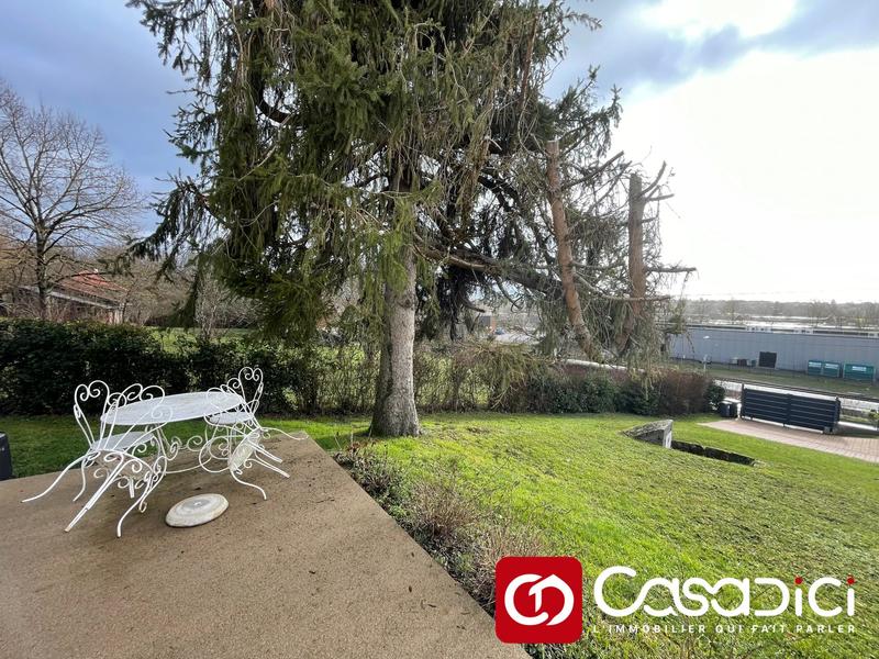 Maison traditionnelle - 146 m² - 4 pièces