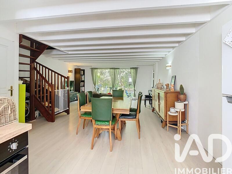 Maison - 94 m² - 4 pièces