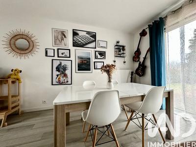 Maison - 97 m² - 5 pièces