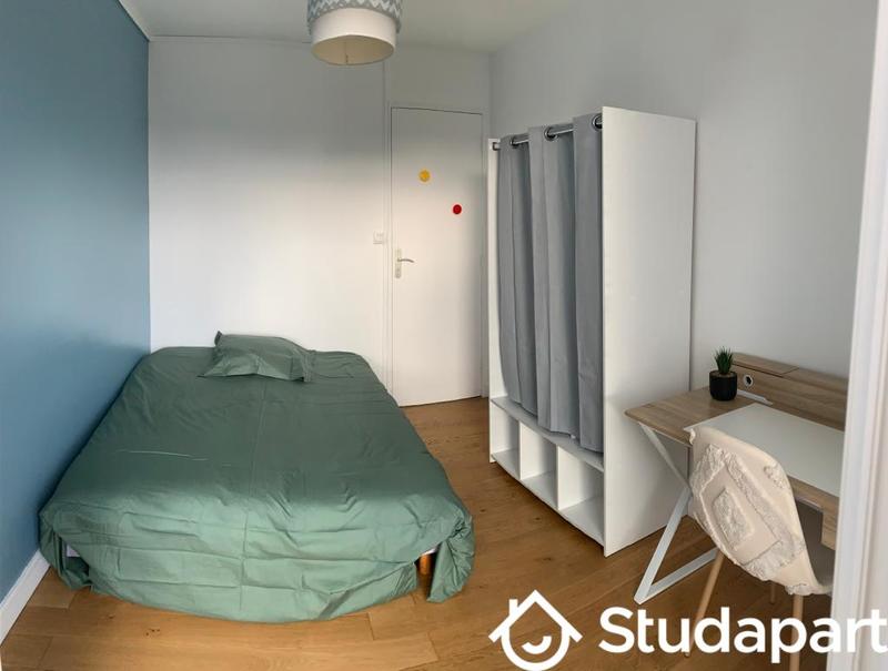 Chambre - 10 m² - 1 pièce