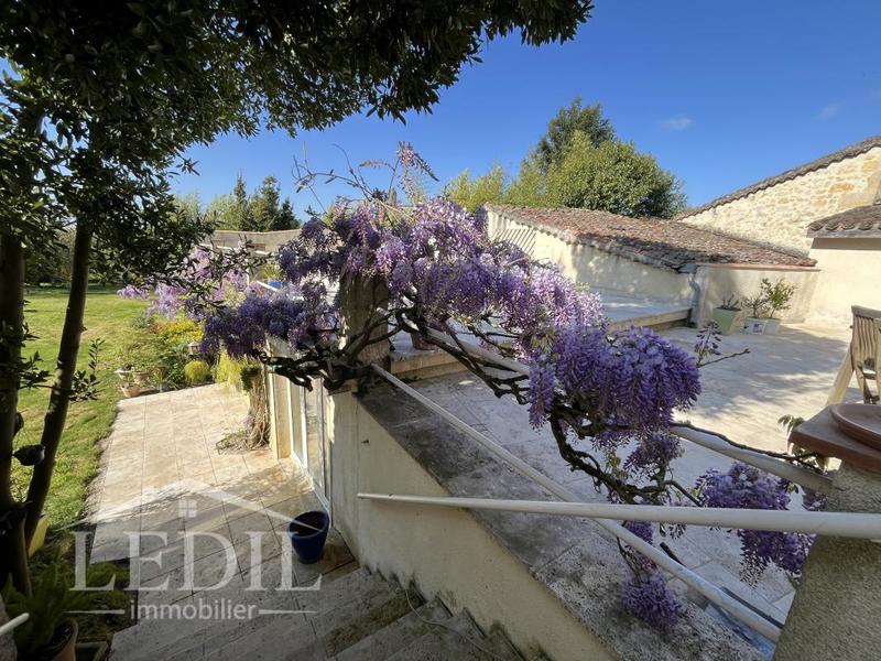 Maison - 215 m² - 5 pièces