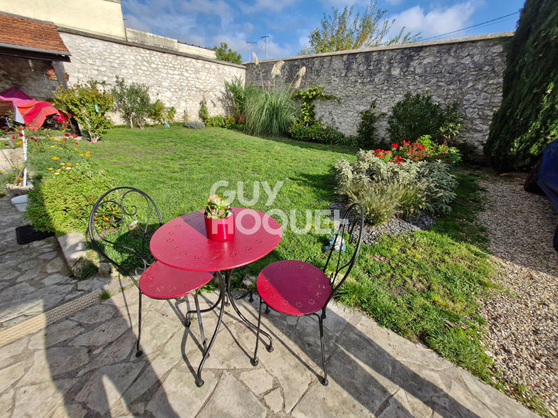 Maison - 104 m² - 5 pièces