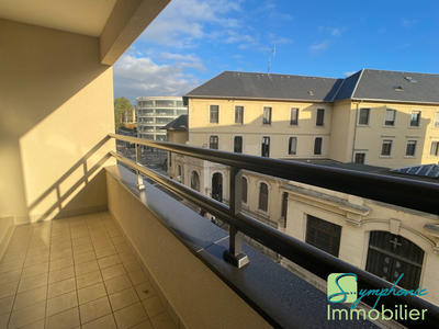 Appartement - 106 m² - 4 pièces