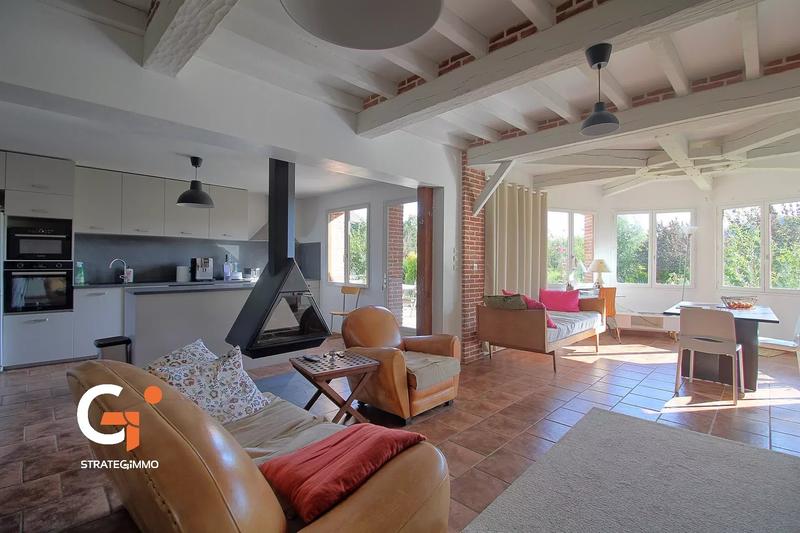 Maison - 195 m² - 7 pièces