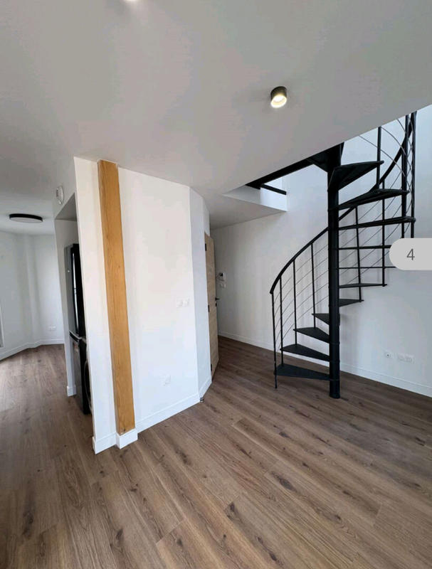 Appartement - 80 m² - 3 pièces