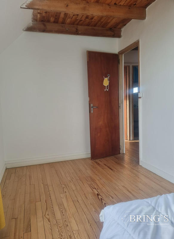 Maison traditionnelle - 78 m² - 5 pièces