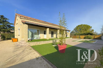Maison - 173 m² - 8 pièces