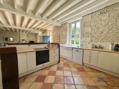 Maison ancienne - 212 m² - 6 pièces