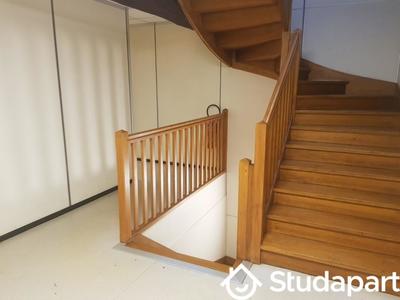 Chambre - 13 m² - 1 pièce