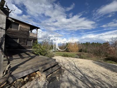 Maison de bois - 136 m² - 5 pièces