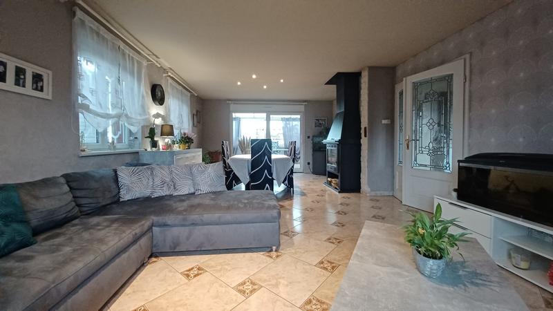 Maison contemporaine - 208 m² - 8 pièces