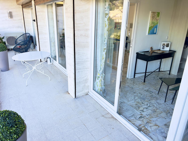 Appartement - 94 m² - 3 pièces