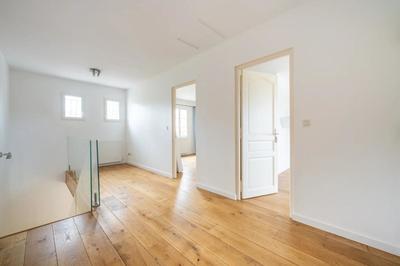 Maison - 143 m² - 6 pièces