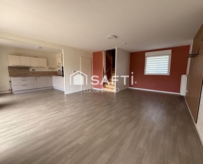 Maison - 94 m² - 5 pièces