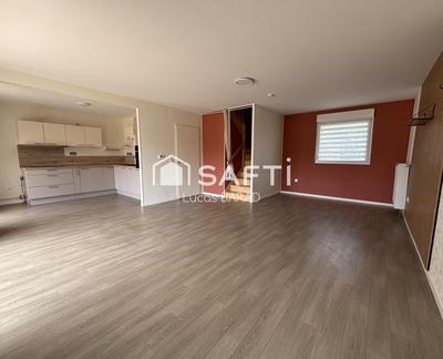 Maison - 94 m² - 5 pièces