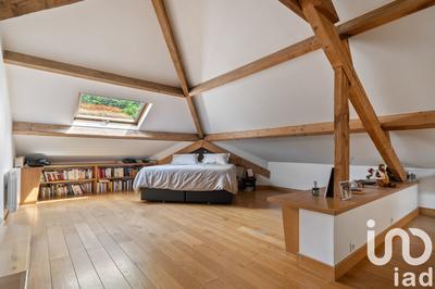 Maison - 251 m² - 6 pièces