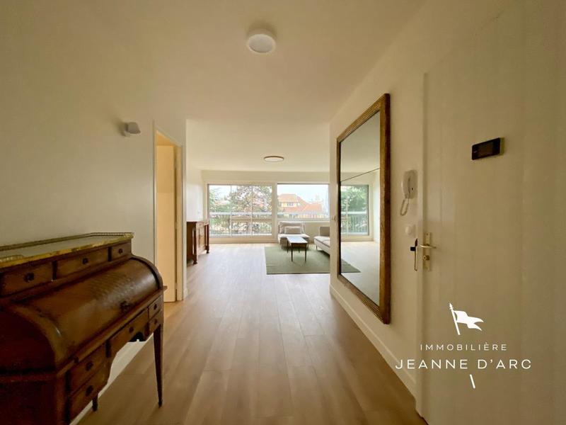 Appartement - 91 m² - 3 pièces