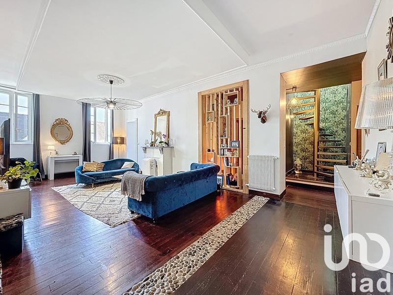 Appartement - 140 m² - 5 pièces