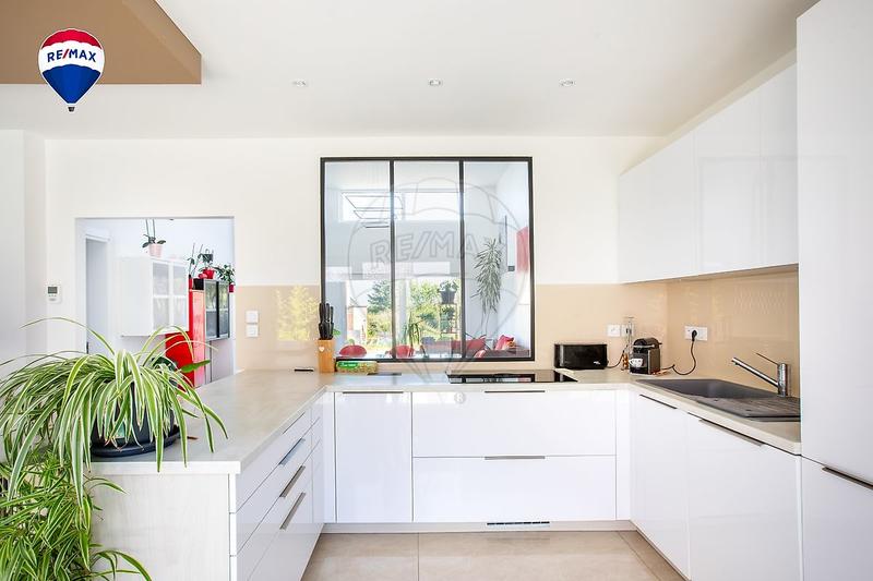 Maison - 138 m² - 5 pièces