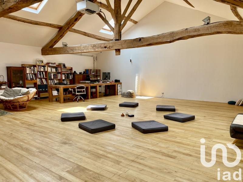 Maison - 470 m² - 11 pièces