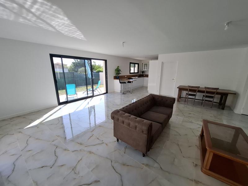 Maison - 103 m² - 4 pièces