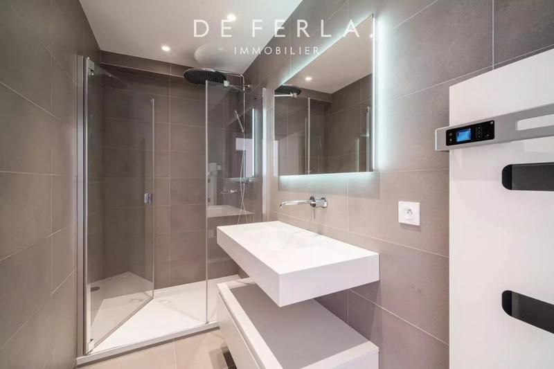 Duplex - 189 m² - 7 pièces