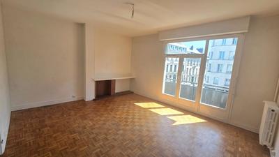 Appartement - 83 m² - 5 pièces