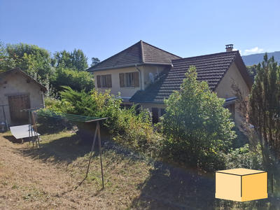 Villa - 120 m² - 5 pièces