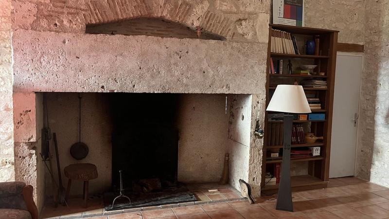 Maison - 235 m² - 8 pièces