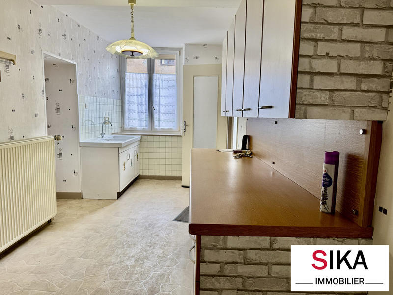 Maison traditionnelle - 175 m² - 6 pièces